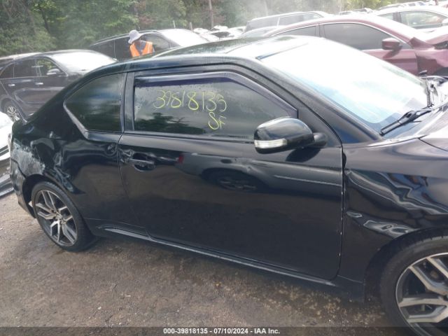 JTKJF5C73GJ017056 Scion TC