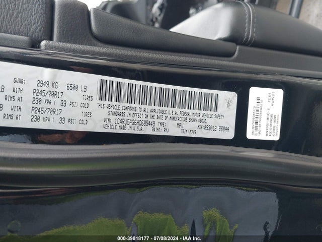 1C4RJEAG6HC685449 Jeep Grand Cherokee Laredo 4x2