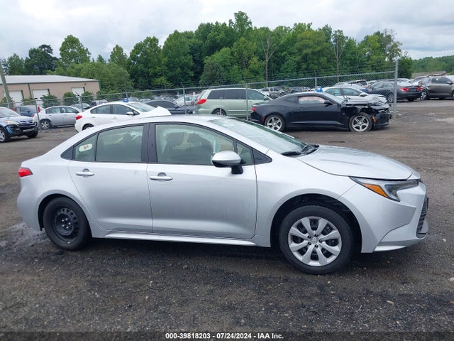 Toyota Corolla Hybrid Le 2024 JTDBCMFE0R3048930 Image 13