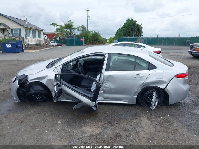 Toyota Corolla Hybrid Le 2024 JTDBCMFE0R3048930 Image 14