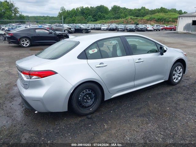 Toyota Corolla Hybrid Le 2024 JTDBCMFE0R3048930 Image 4