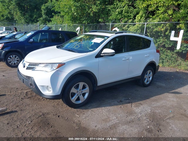 Toyota Rav4 Xle 2014 2T3WFREV7EW110158 Image 2