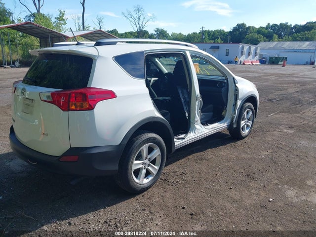 Toyota Rav4 Xle 2014 2T3WFREV7EW110158 Image 4
