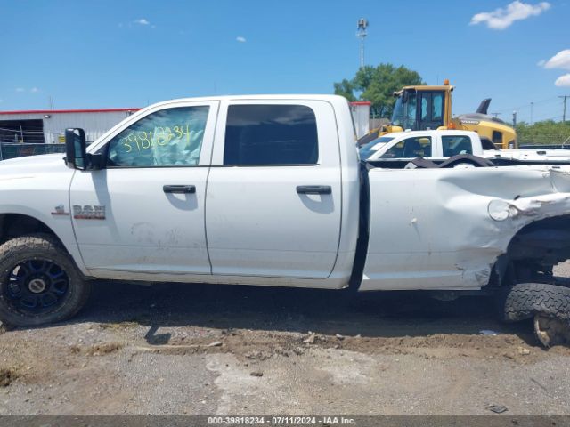 3C6UR5HL8HG589087 RAM 2500 Tradesman  4x4 8' Box