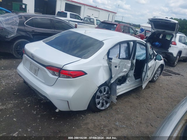 Toyota COROLLA LE 2022 5YFEPMAE4NP298116 Image 4