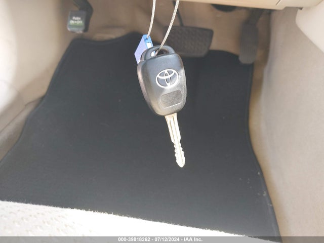 Toyota CAMRY LE 2016 4T4BF1FK3GR541831 Image 11