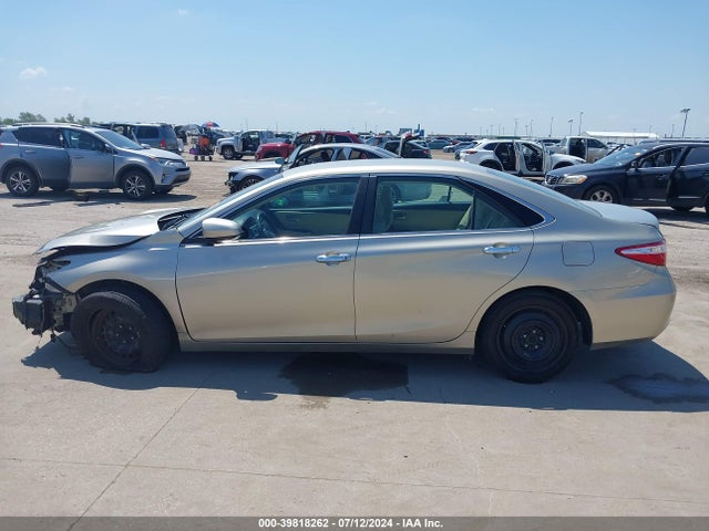 Toyota CAMRY LE 2016 4T4BF1FK3GR541831 Image 15