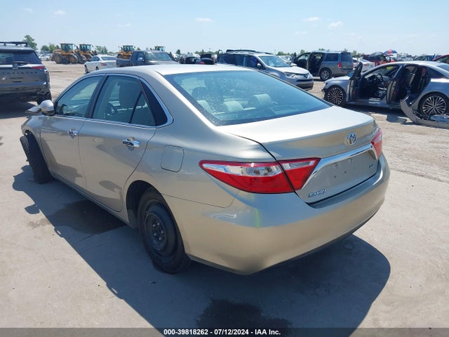 Toyota CAMRY LE 2016 4T4BF1FK3GR541831 Image 3