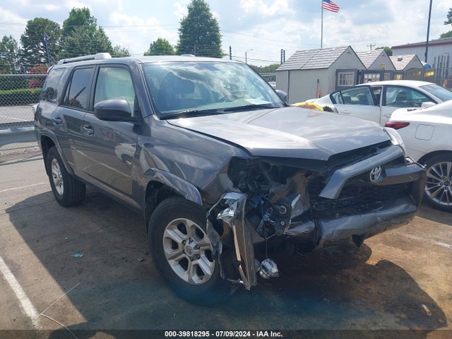 Toyota 4RUNNER SR5 2016 JTEZU5JR1G5112577 main image