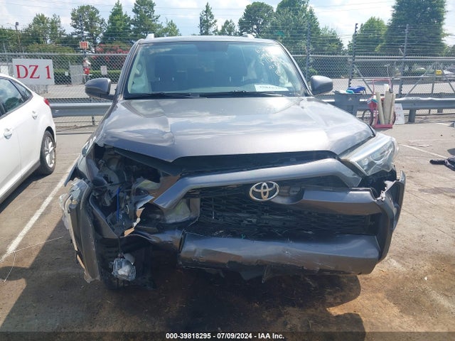 Toyota 4RUNNER SR5 2016 JTEZU5JR1G5112577 Image 12