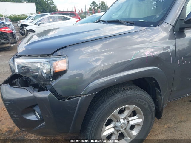 Toyota 4RUNNER SR5 2016 JTEZU5JR1G5112577 Image 18