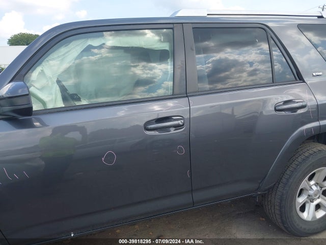 Toyota 4RUNNER SR5 2016 JTEZU5JR1G5112577 Image 19
