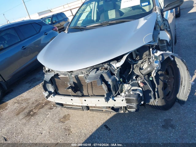 Toyota RAV4 LE 2017 2T3ZFREV0HW361587 Image 12