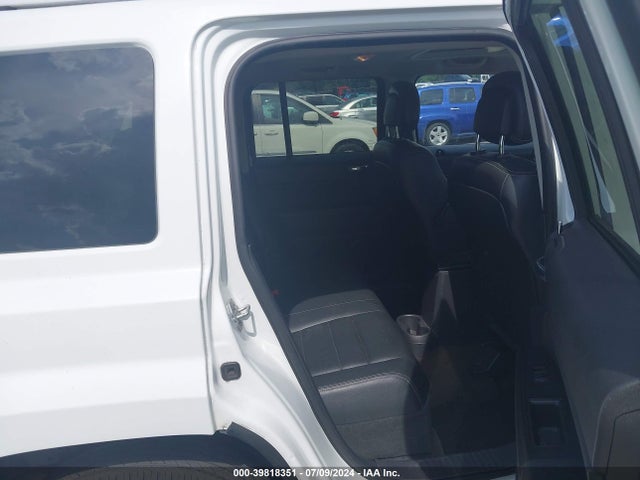 1C4NJPFA4GD621255 Jeep Patriot High Altitude Edition