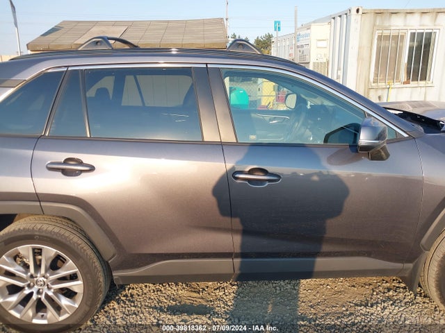 Toyota Rav4 Xle Premium 2024 2T3A1RFV2RC395009 Image 13