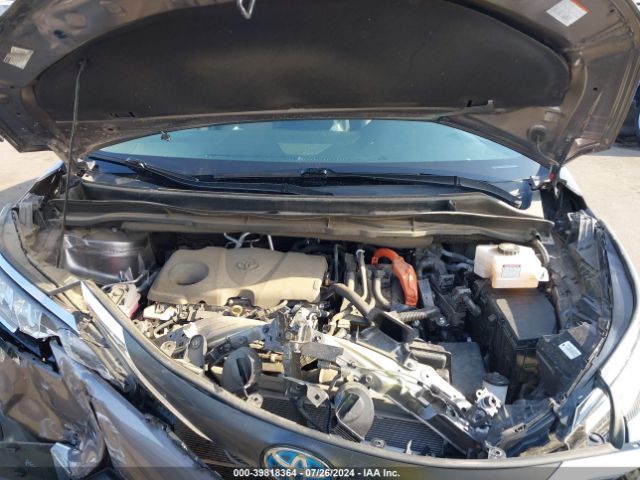 5TDKSKFC7MS005604 Toyota SIENNA LE