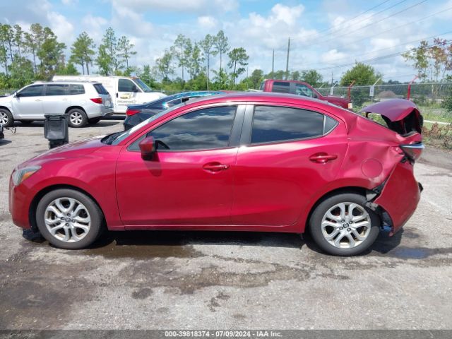 3MYDLBYV4JY310097 Toyota YARIS IA
