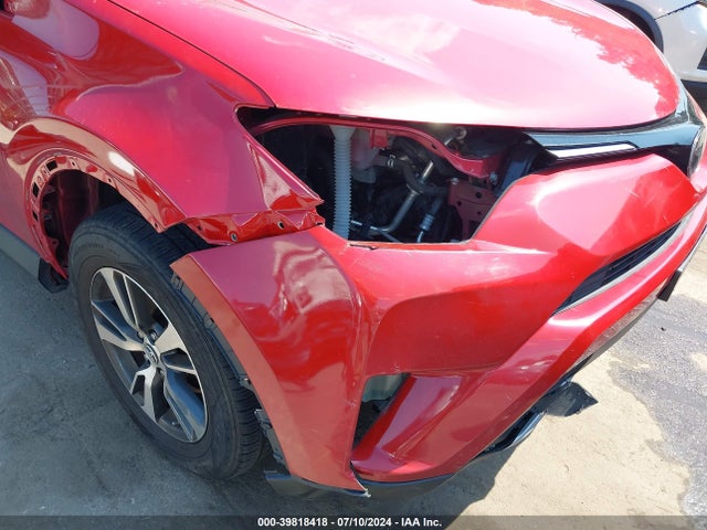 Toyota Rav4 Xle 2017 2T3RFREV9HW624756 Image 18