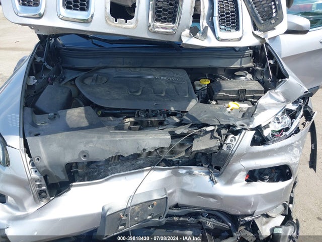 1C4PJMCX1JD545386 Jeep Cherokee Latitude 4x4