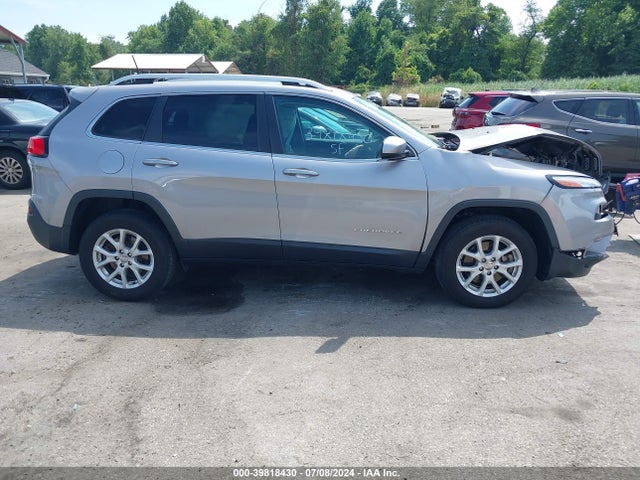 1C4PJMCX1JD545386 Jeep Cherokee Latitude 4x4