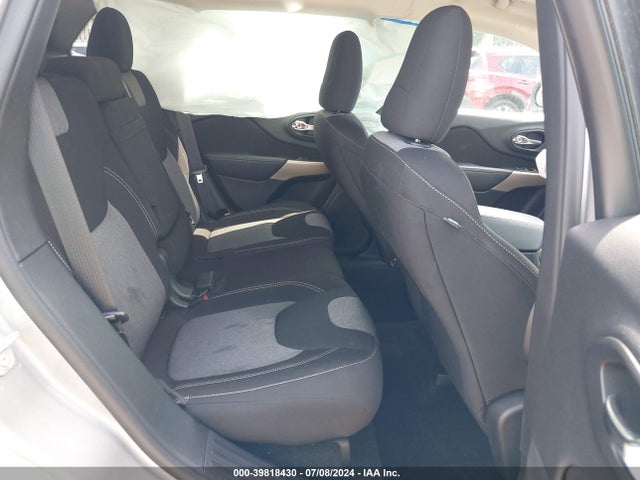 1C4PJMCX1JD545386 Jeep Cherokee Latitude 4x4