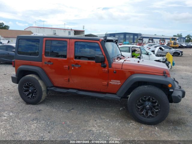 1C4BJWDG4EL259581 Jeep Wrangler Unlimited Sport