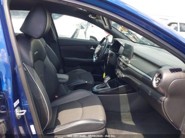 3KPF34AD6ME299078 KIA Forte Gt-line