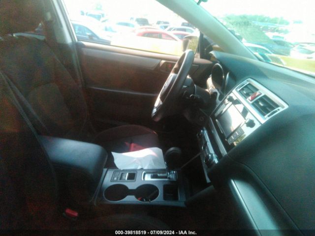 4S3BNAB61J3003927 Subaru Legacy 2.5i