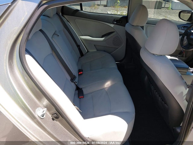 KIA Optima Lx 2015 5XXGM4A74FG460002 Image 8