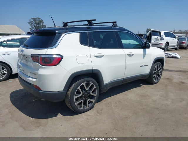 3C4NJCCB9JT248124 Jeep Compass Limited Fwd