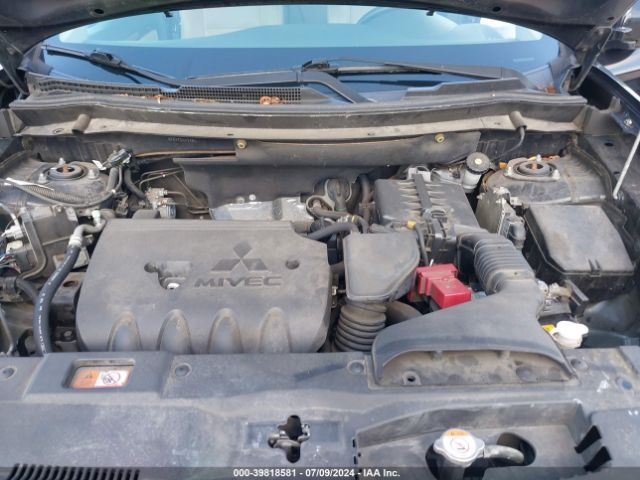 JA4AD3A35FZ007981 Mitsubishi Outlander Se