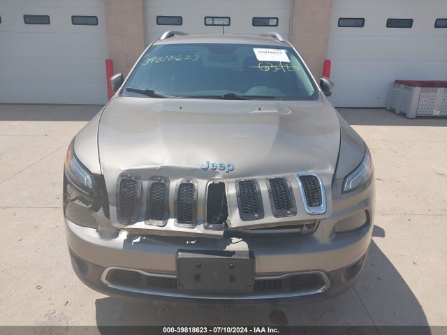 1C4PJMDB9HW528143 Jeep Cherokee Limited 4x4