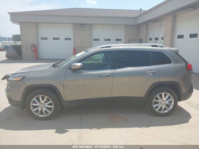 1C4PJMDB9HW528143 Jeep Cherokee Limited 4x4