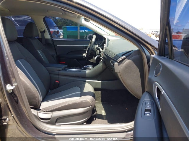5NPEG4JA9LH056638 Hyundai SONATA SE