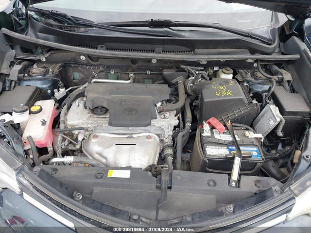 Toyota RAV4 LE 2018 2T3BFREV8JW781654 Image 10