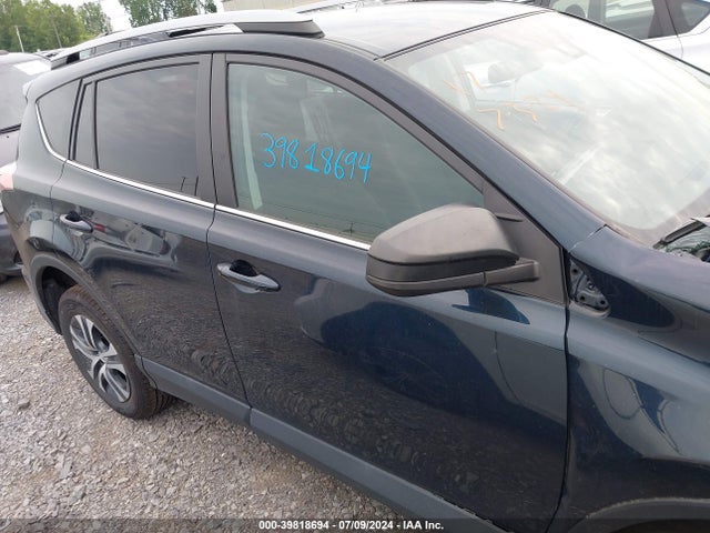 Toyota RAV4 LE 2018 2T3BFREV8JW781654 Image 14