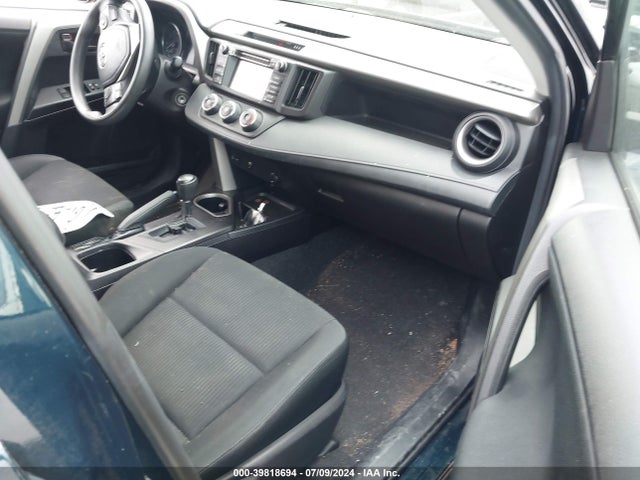 Toyota RAV4 LE 2018 2T3BFREV8JW781654 Image 5