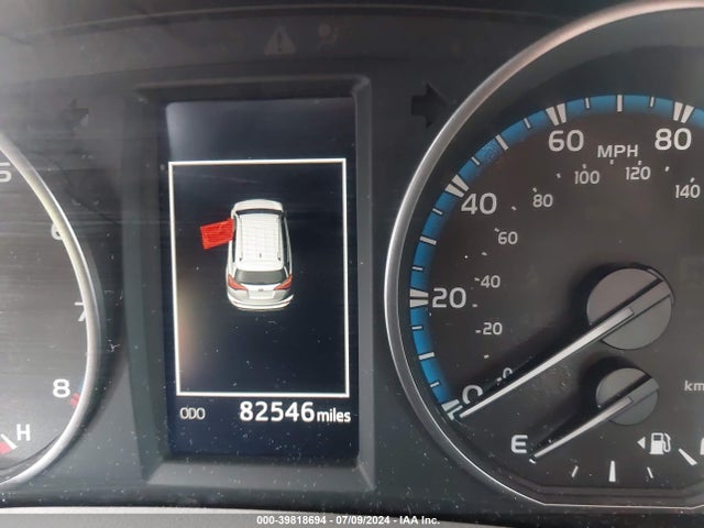 Toyota RAV4 LE 2018 2T3BFREV8JW781654 Image 7