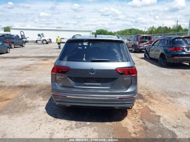 3VV2B7AX5LM110780 Volkswagen Tiguan 2.0t Se/2.0t Se R-line Black/2.0t Sel