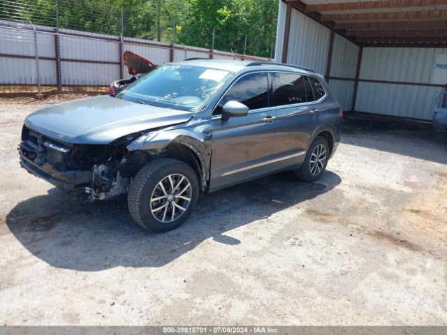 3VV2B7AX5LM110780 Volkswagen Tiguan 2.0t Se/2.0t Se R-line Black/2.0t Sel