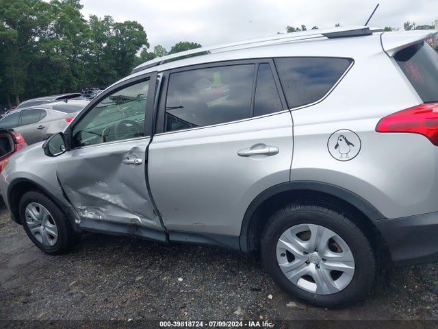 Toyota RAV4 LE 2014 JTMBFREV6ED092120 Image 6