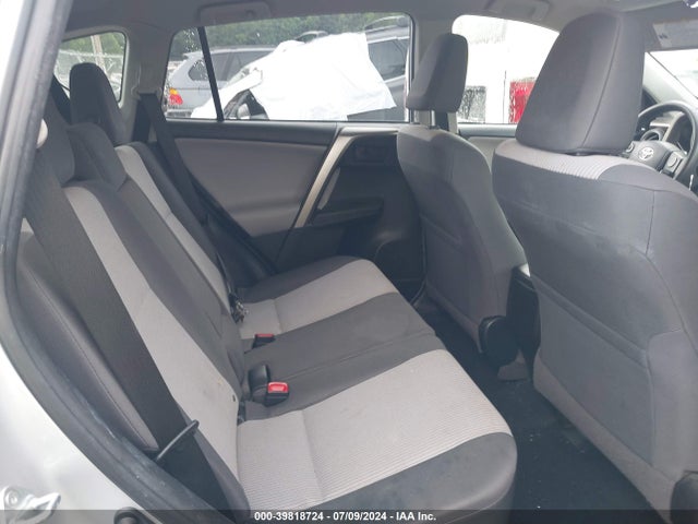 Toyota RAV4 LE 2014 JTMBFREV6ED092120 Image 8