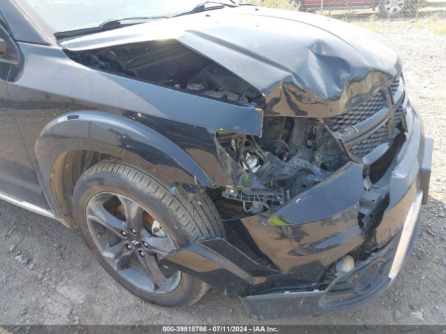 3C4PDDGG7JT387664 Dodge Journey Crossroad Awd