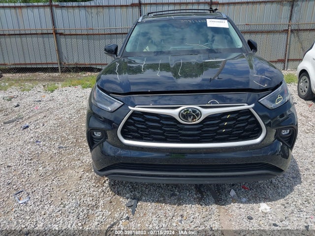 Toyota Highlander Xle 2021 5TDGZRBH2MS141750 Image 12