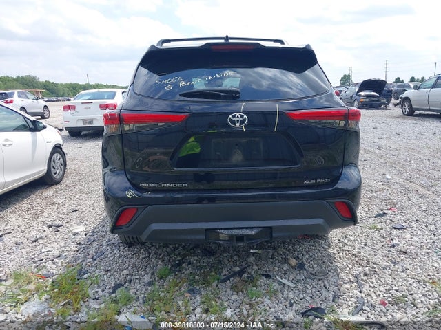 Toyota Highlander Xle 2021 5TDGZRBH2MS141750 Image 16