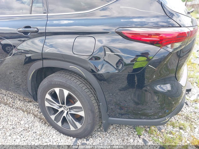 Toyota Highlander Xle 2021 5TDGZRBH2MS141750 Image 6