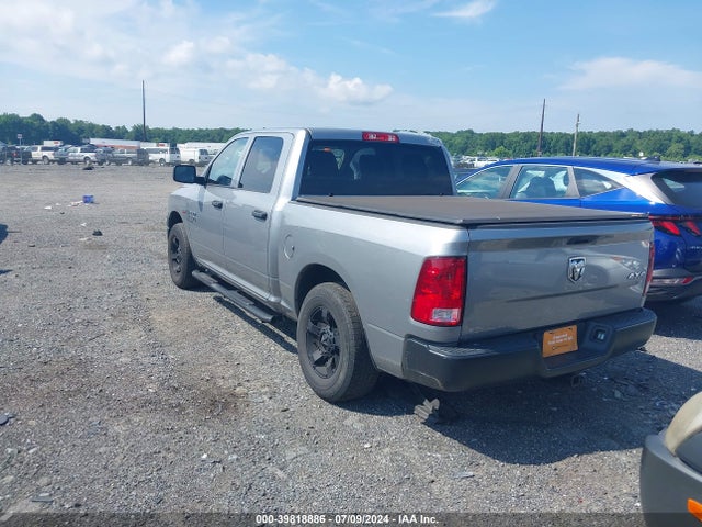 3C6RR7KT9LG130539 RAM 1500 Classic Tradesman  4x4 5'7 Box