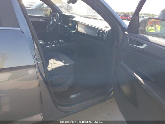 1V2HE2CAXRC213147 Volkswagen Atlas Cross Sport 2.0t Se W/technology