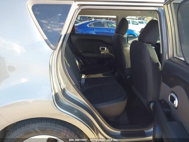 KIA Soul 2015 KNDJN2A22F7213288 Image 8
