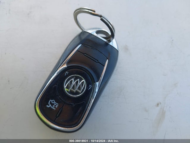 1G4ZN5SS4HU144865 Buick Lacrosse Preferred